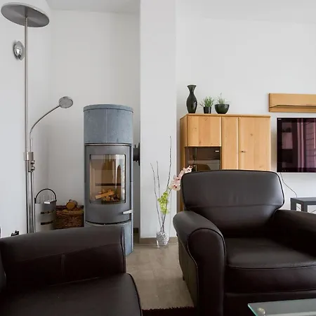 Exklusive Und Helle Ferienwohnung In Leipzigs Sudvorstadt Leipzig